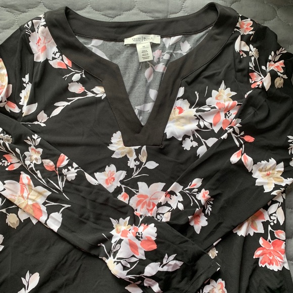 White House Black Market Black and Pink Tunic Top - Picture 3 of 7